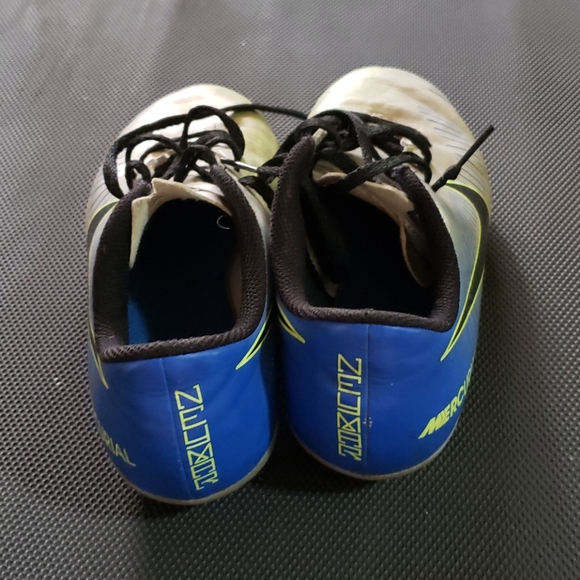 Nike Neymar Mercurial soccer cleats - Picture 2 of 3